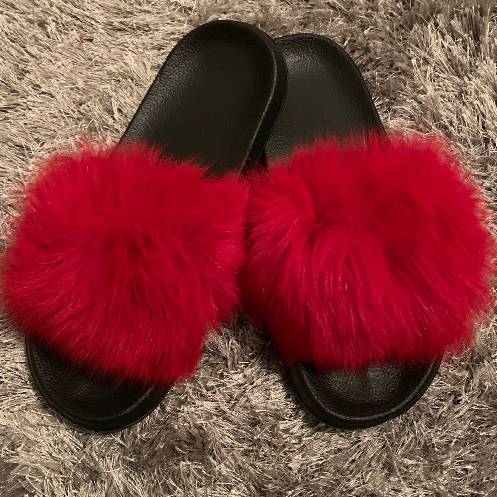 Fur Slides - Picture 3 of 6